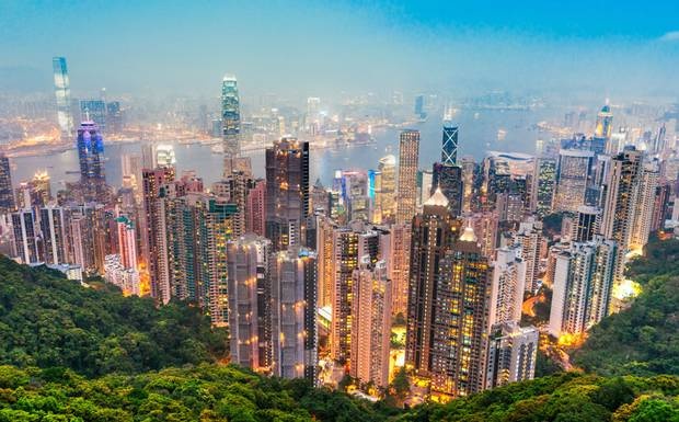 Nen den Hong Kong vao thoi diem nao? hinh anh