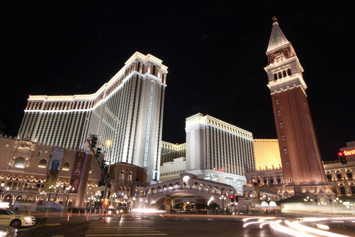 8. The Venetian (Las Vegas, Mỹ): Khách sạn gồm 36 tầng, cao 145 m, với tổng cộng 4.049 phòng. Ảnh: lasvegastours.