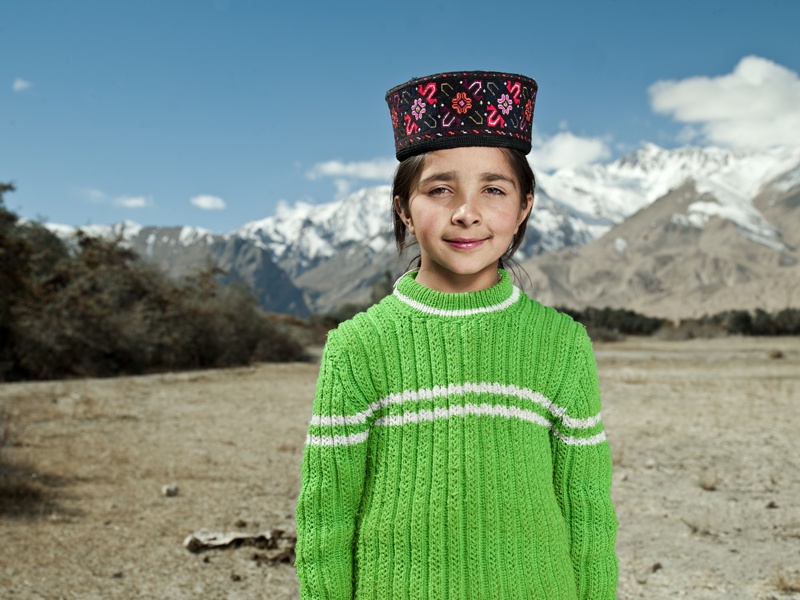 Lễ hội của người Tajik gắn liền với tôn giáo, bao gồm lễ hội Corban, lễ hội Mùa xuân, lễ hội Almsgiving và lễ hội Baluoti. Lễ hội Mùa xuân được tổ chức vào tháng 3 theo lịch đạo Hồi, người dân dọn dẹp nhà cửa, cho bò ăn, sau đó đến thăm nhà nhau. Những người phụ nữ rắc bột lên vai khách để cầu chúc may mắn. Lễ hội Baluoti được tổ chức vào 2 ngày đầu của tháng 8 với buổi lễ thắp nến cầu an cho tất cả các thành viên trong gia đình.