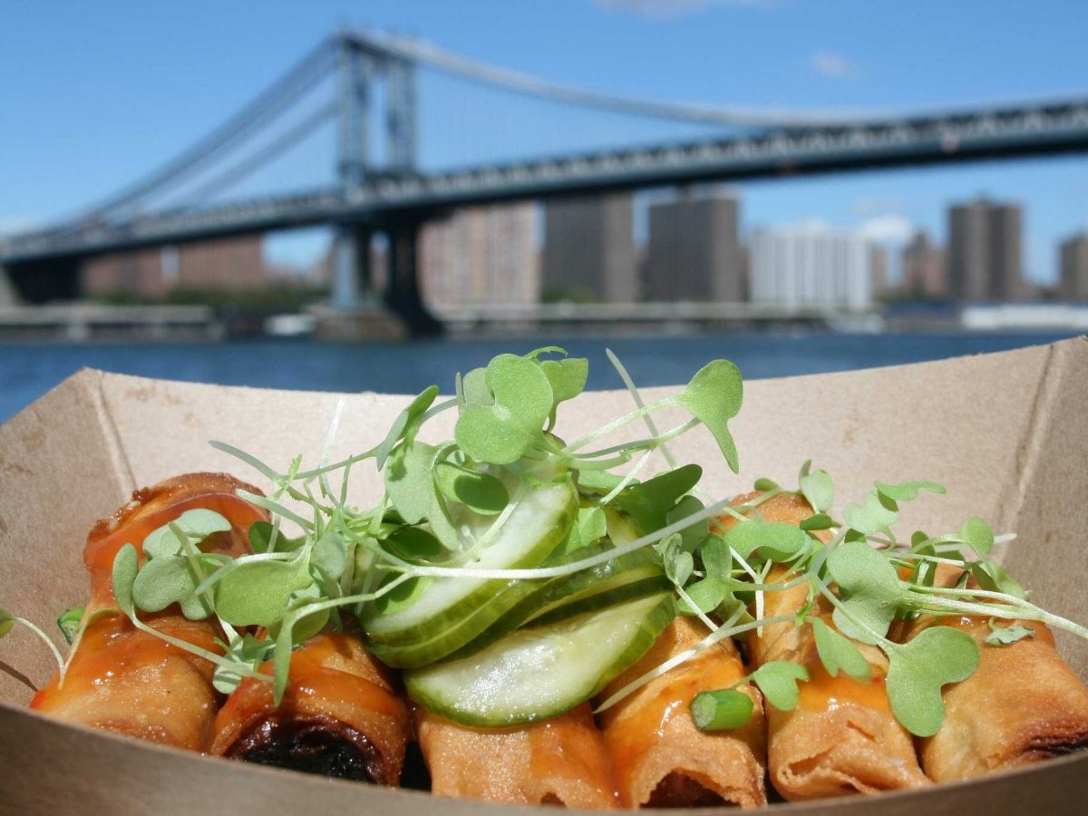 An uong o dau dat nhat? hinh anh