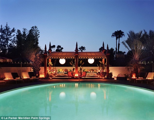 Khách sạn Le Parker Meridien Palm Springs được chọn làm địa điểm quay bộ phim hài The Comeback với sự góp mặt của ngôi sao phim truyền hình Friends, Lisa Kudrow. Khách sạn nằm trên khu phức hợp rộng hơn 52.000 m2, đây cũng là địa điểm yêu thích của các gương mặt Hollywood nổi tiếng.