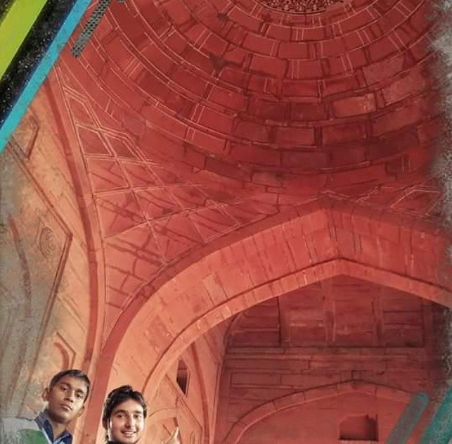 Tấm hình này được chụp trộm bên trong ngôi đền Taj Mahal nổi tiếng của Ấn Độ.