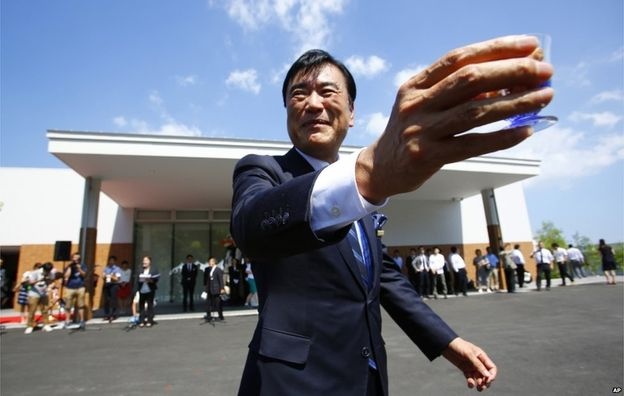 Ông Sawada chia sẻ rằng, mô hình khách sạn robot này là cách để kiềm chế mức giá khách sạn ngày một tăng ở Nhật Bản. Ông hy vọng sẽ mở thêm khách sạn robot tại Nhật Bản và ở nước ngoài.