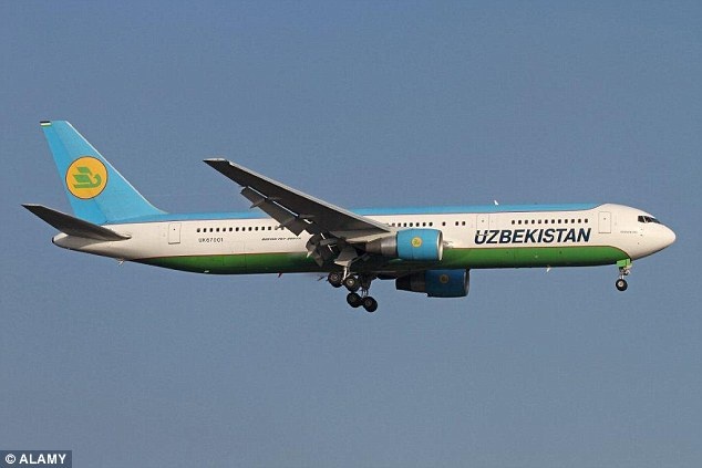 Uzbekistan Airways là hãng hàng không thứ 2 trên thế giới áp dụng chính sách cân hành khách.