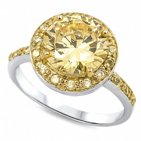 Đá Topaz: Thời trung cổ, topaz là tên gọi dành cho tất cả các loại đá màu vàng. Ngày nay, topaz dùng để chỉ các loại đá trong suốt, không chỉ có sắc vàng mà còn có màu cam, đỏ và xanh da trời. Đá topaz dành cho Nhân Mã có màu vàng, tượng trưng cho sự lạc quan cố hữu của Nhân Mã. Loại đá này mang lại sự tăng trưởng, thịnh vượng, đồng thời tăng cười sức mạnh, nâng cao thị lực và bảo vệ người đeo khỏi bị thương. Ảnh: finehome.