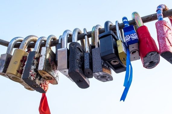 Nhung dia danh noi tieng lang man nho khoa tinh yeu hinh anh