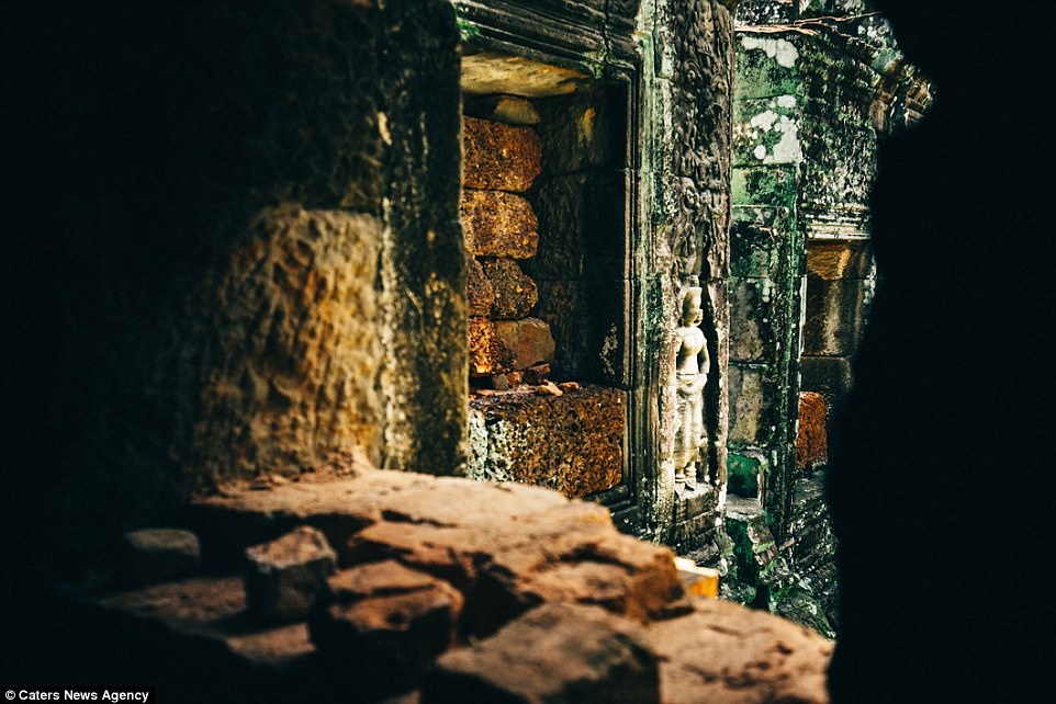 Ta Prohm là một trong những ngôi đền được nhiều du khách ghé thăm nhất do vẫn lưu giữ được gần như nguyên trạng.