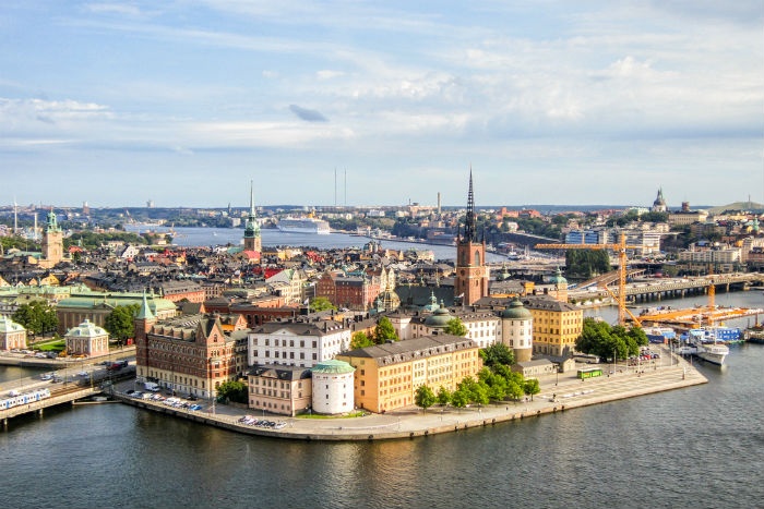 8. Stockholm, Thụy Điển: Nhiều du khách đến thủ đô Thụy Điển mà không hề biết họ đang ở quần đảo gồm 14 hòn đảo. Đó chỉ là một phần nhỏ xíu trong hơn 24.000 hòn đảo tạo nên quần đảo Stockholm. Điều này tạo ra mạng lưới kênh rạch với những cảnh tượng lãng mạn tuyệt vời.