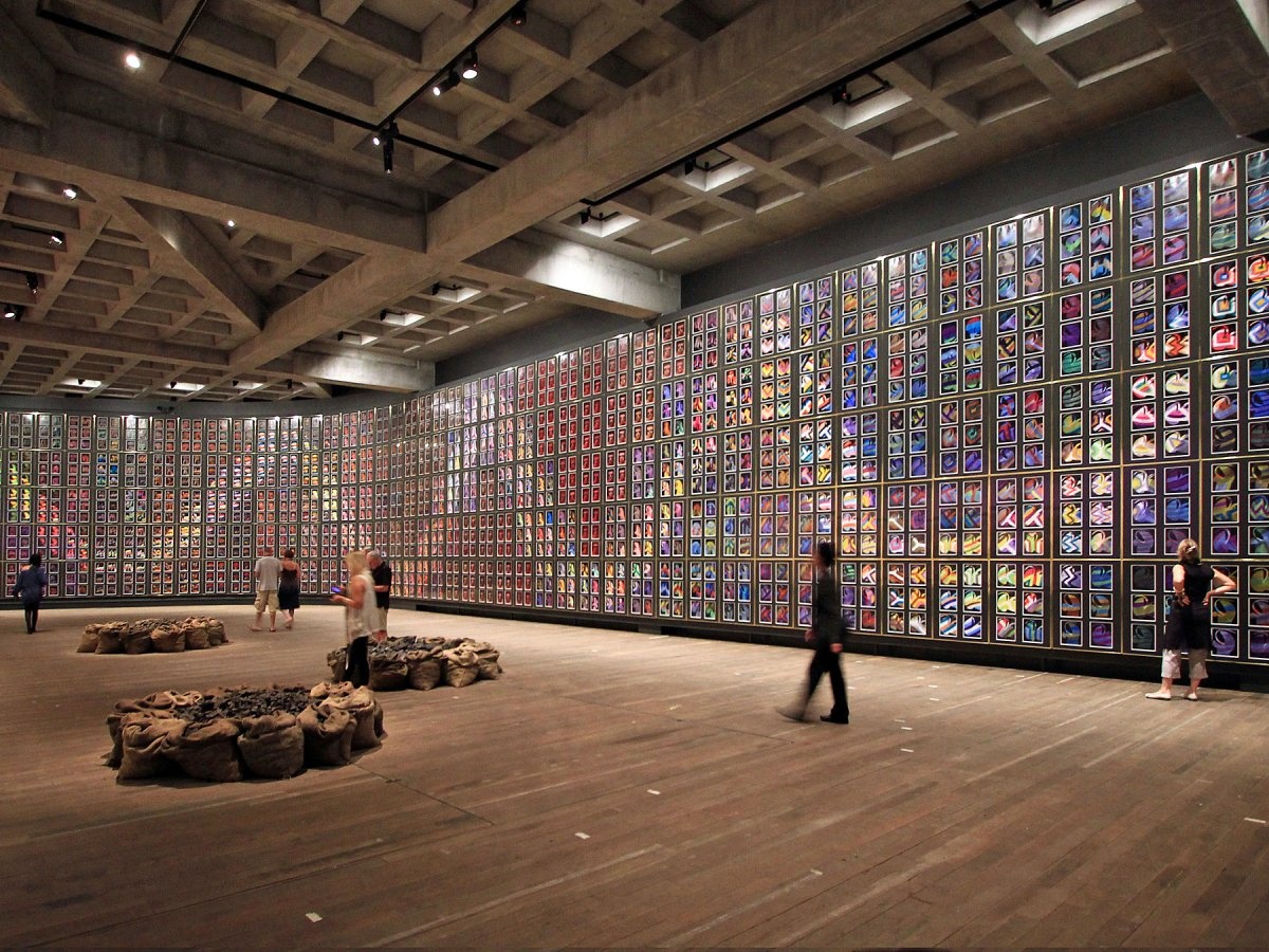 Khám phá bảo tàng Old and New Art ở Tasmania với bộ sưu tập ấn tượng của David Walsh.