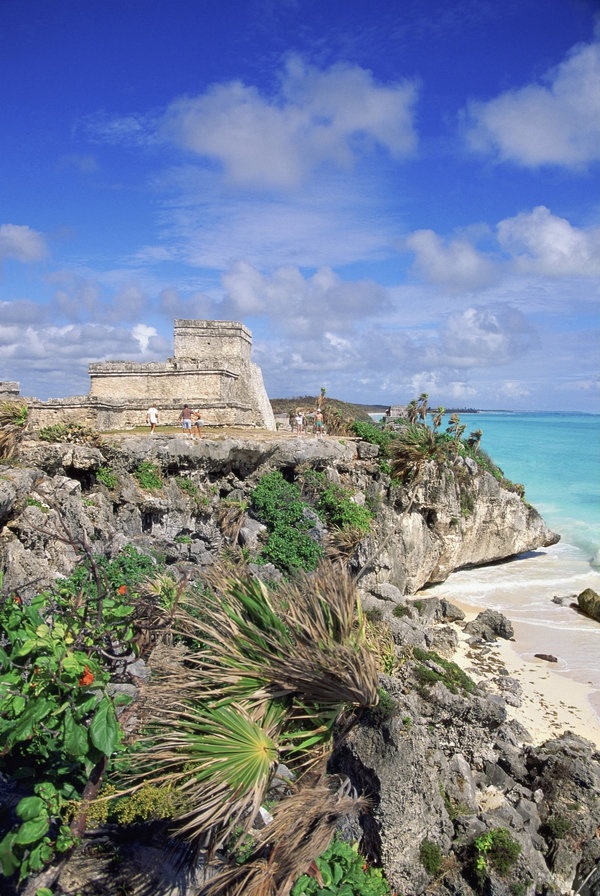 11. Tulum, Mexico: Những tàn tích của người Maya, những bãi biển xinh đẹp là một phần hấp dẫn của Mexico. Tulum còn là quê hương của thương hiệu spa Coqui Coqui nổi tiếng.