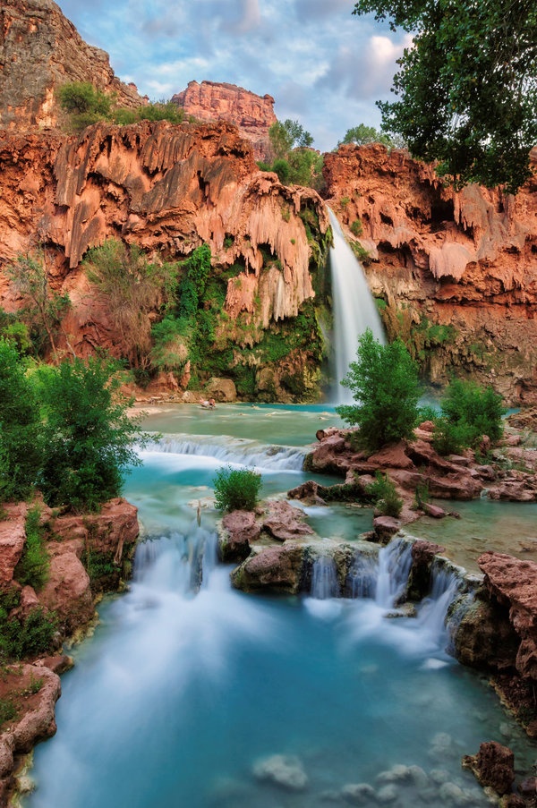 17. Thác Havasu, Grand Canyon, Arizona, Mỹ: Là một phần của khu bảo tồn Havasupai, thác Havasu là nơi đầy thách thức với du khách do con đường đến đây không hề dễ dàng.