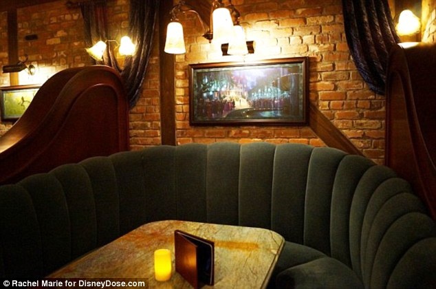 Nhà hàng hiện có 500 thành viên, còn 800 người khác vẫn đang nằm trong danh sách chờ.