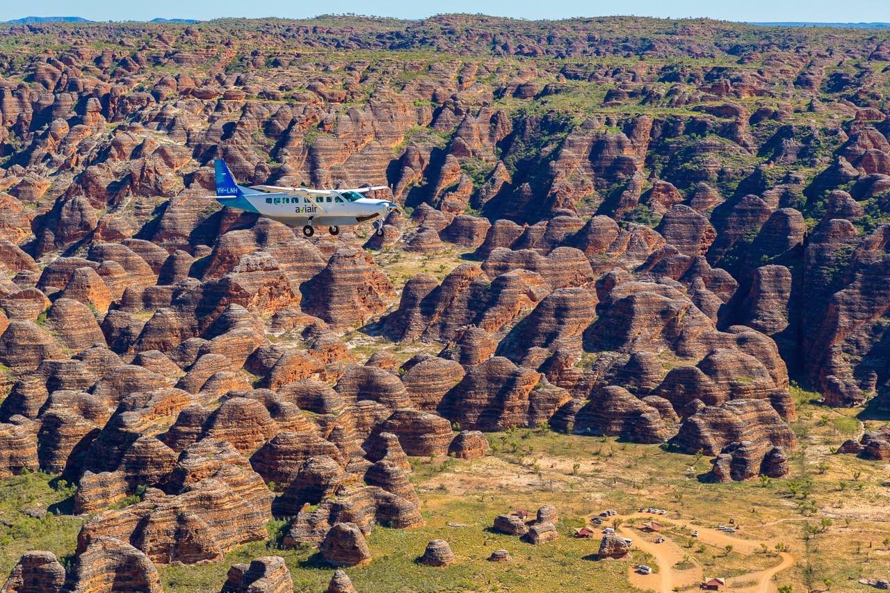 Kimberley là một trong những khu vực hoang dã nhất thế giới, với nhiệt độ mùa hè lên hơn 50 độ C. Ở đây có những thác nước, núi đá đẹp nhất thế giới.
