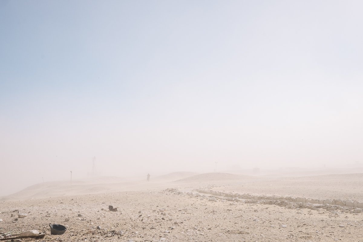 Terzza đã tìm hiểu khá nhiều về đất nước này trước đó, nhưng mức độ tham nhũng và rối ren trong chính phủ vẫn là điều khiến anh ngạc nhiên và thất vọng.