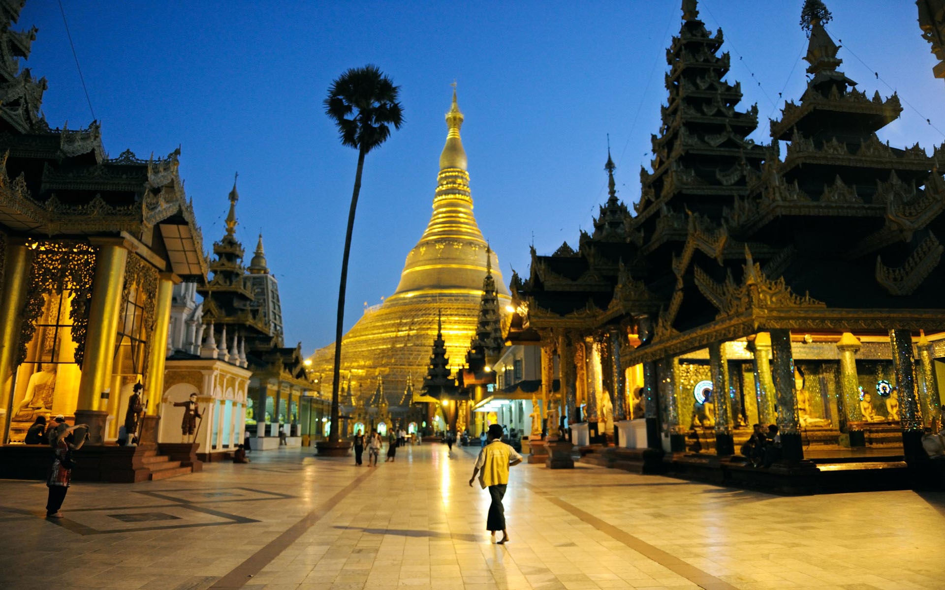 Thủ đô Yangon giờ đây là một nơi vô vùng yên bình, không còn phụ thuộc vào các nước thuộc địa. Ảnh: Myanmarexplorers.