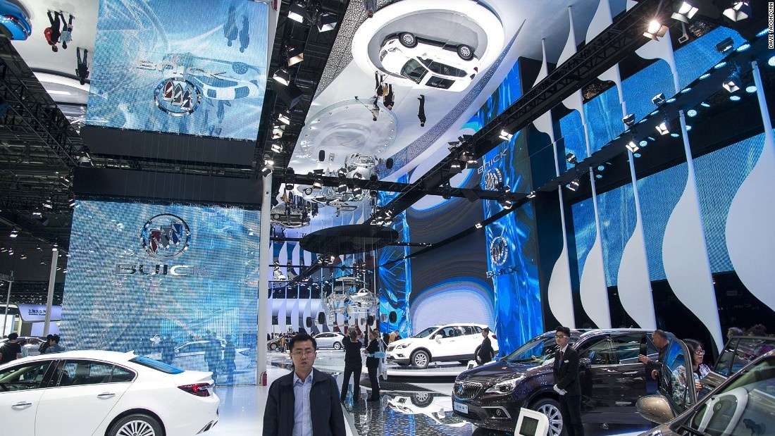 Triển lãm ô tô Thượng Hải, một trong những sự kiện lớn nhất thế giới với nhiều model đẳng cấp và sang trọng.