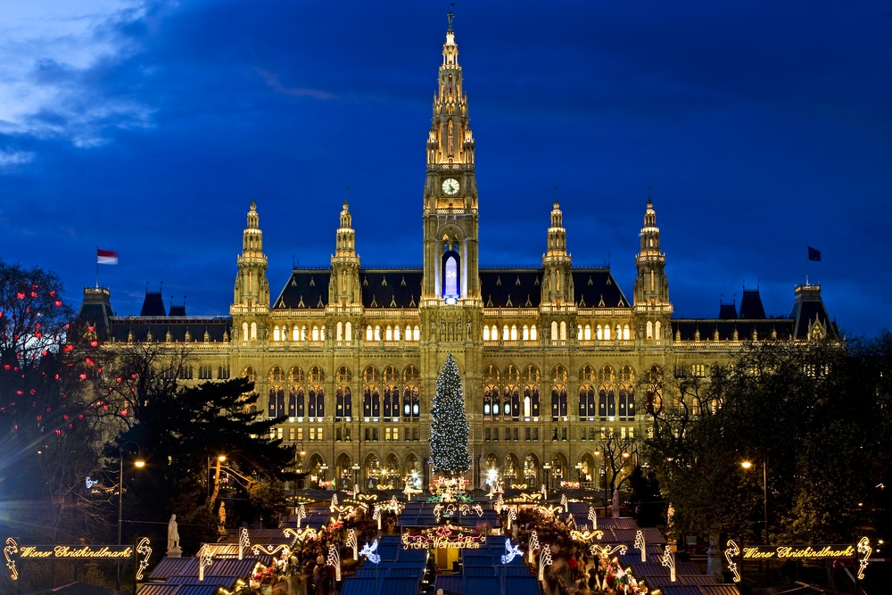 Giáng sinh ở Thành phố Vienna, Áo. Ảnh: Safarisud.