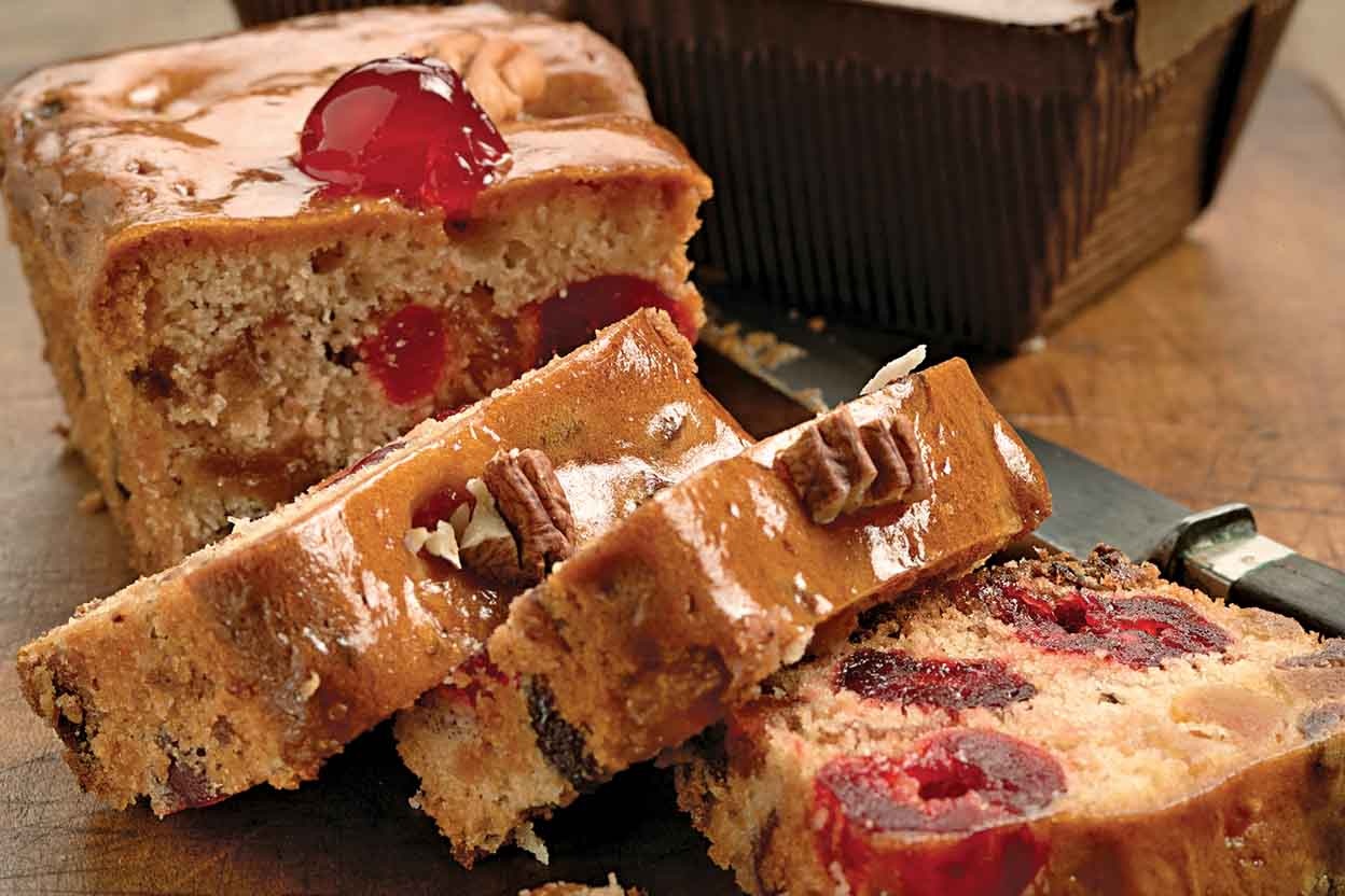 Bánh trái cây: Một loại bánh không thể thiếu trong dịp lễ Giáng sinh. Ảnh: Kingarthurflour.