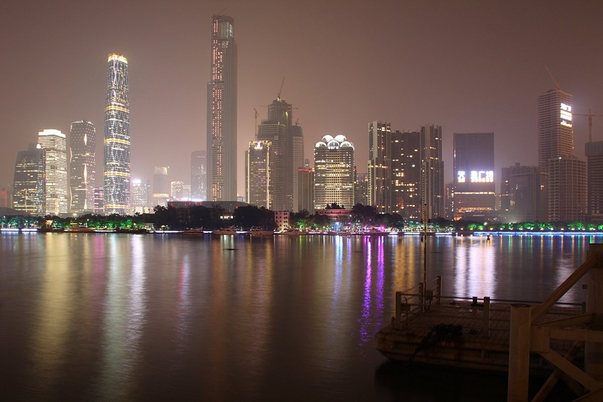 6. Trung tâm Tài chính CTF ở Quảng Châu, Trung Quốc cao 530 mét.