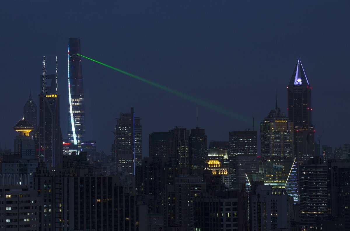 2. Tháp Thượng Hải, Trung Quốc cao gần 634 mét.