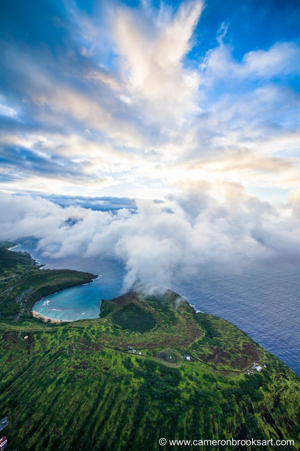 Vịnh Koko Head chuẩn bị đón một trận mưa dữ dội.