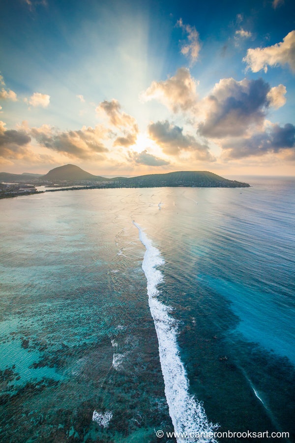 Biển Hawaii và những con sóng bất tận.