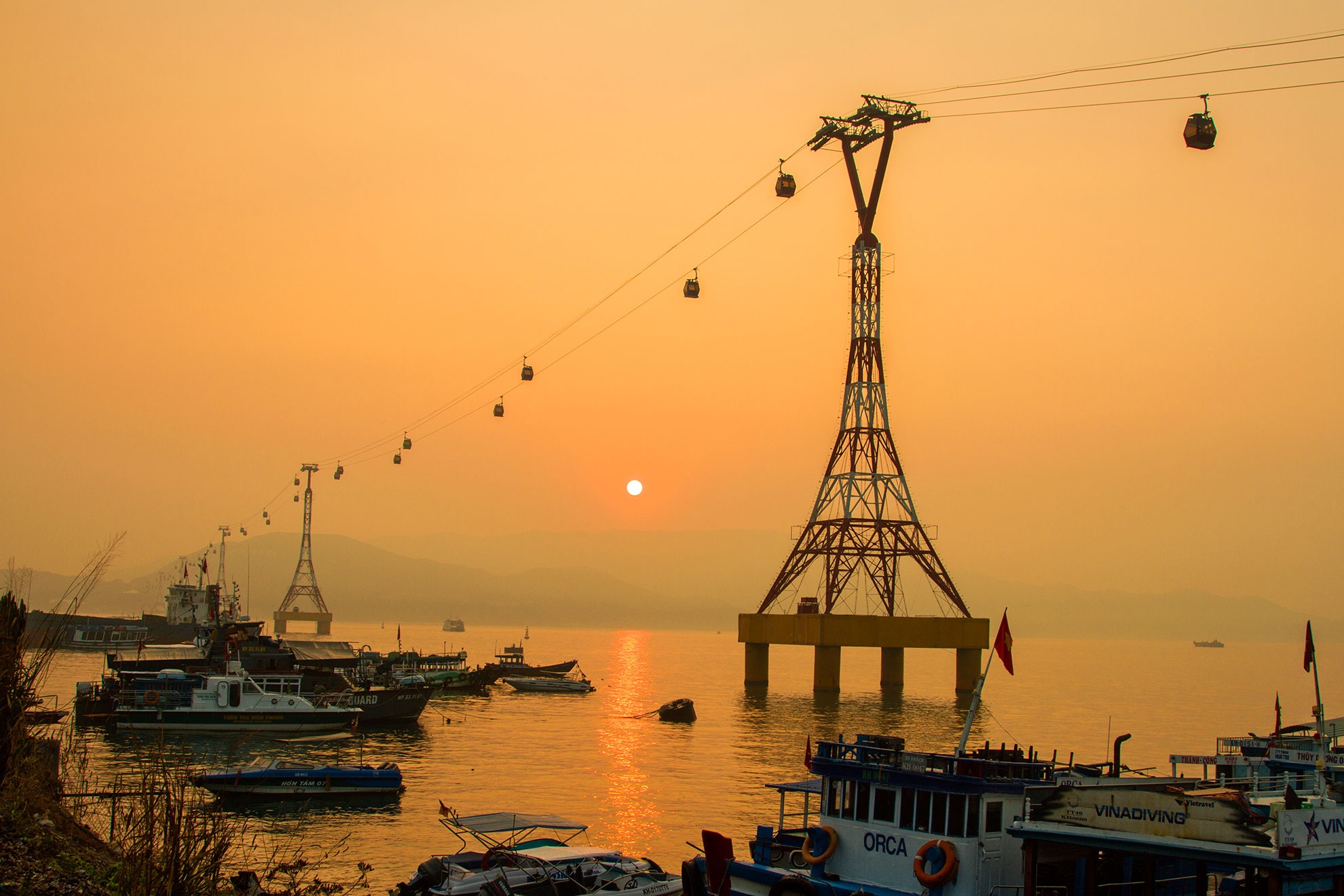 Khám phá hải đăng Hòn Lớn ảnh 1 Kham pha hai dang Hon Lon anh 1