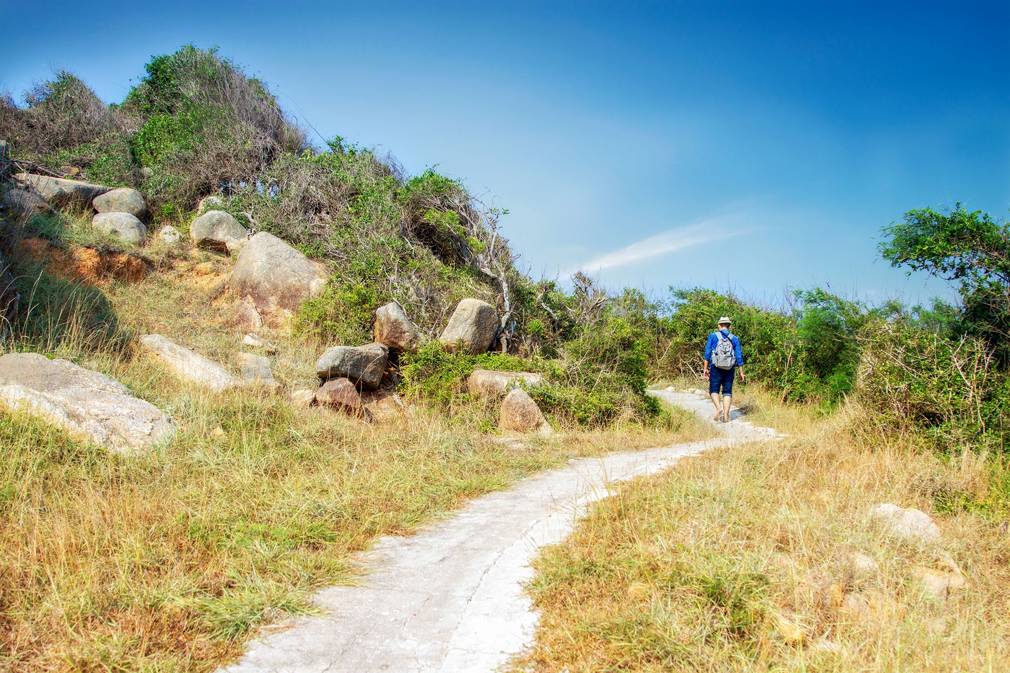 Khám phá hải đăng Hòn Lớn ảnh 4 Kham pha hai dang Hon Lon anh 4