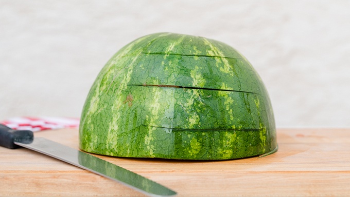 cách cắt dưa hấu đẹp ảnh 1 cach cat dua hau dep anh 1
