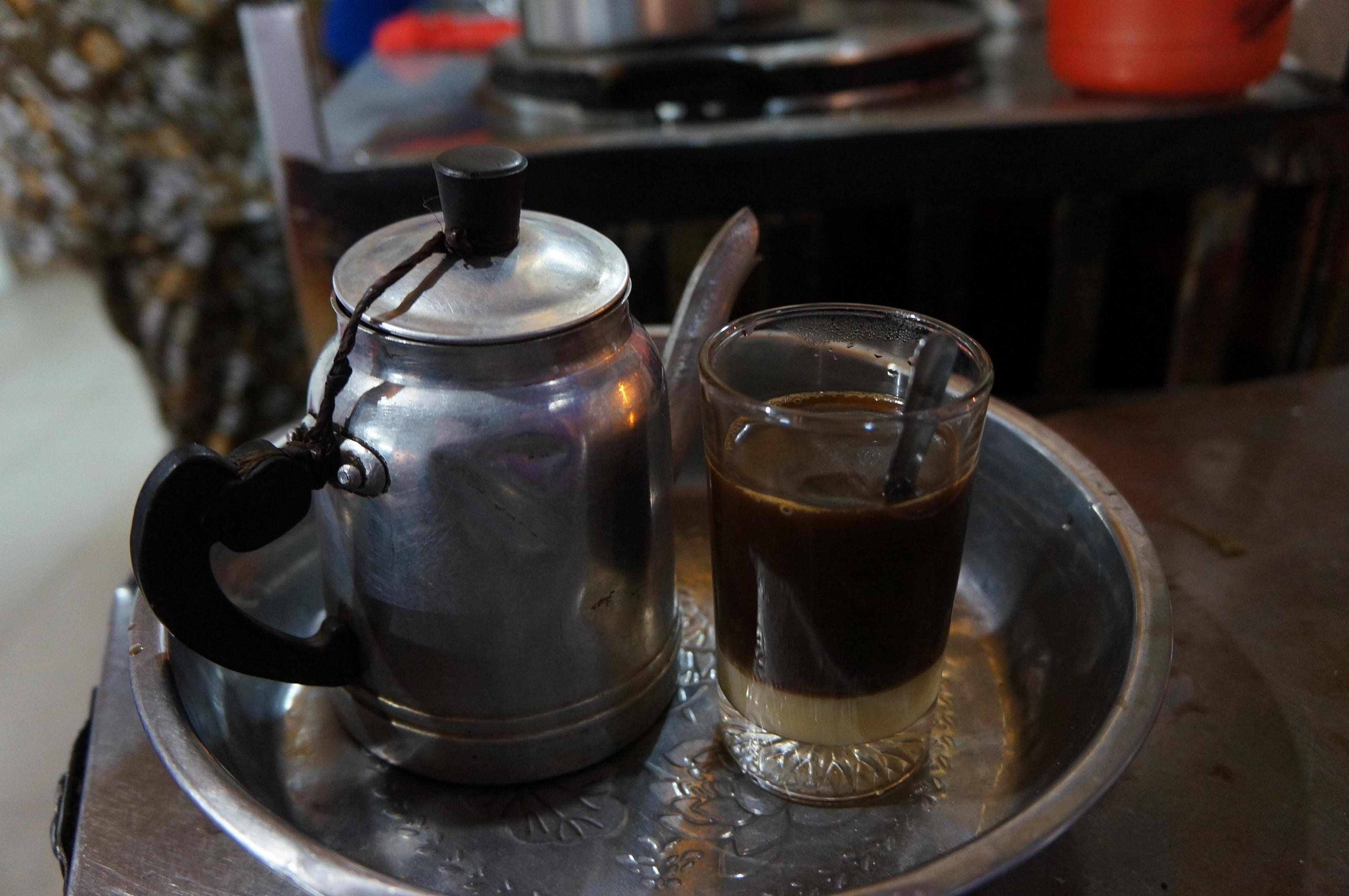 Quan ca phe o Sai Gon anh 2