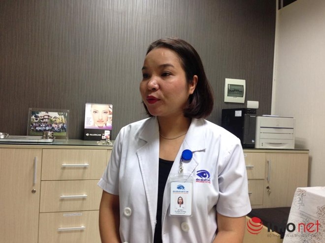 Bo me chu quan, de ti vi, ipad 'cuop' mat doi mat con tre hinh anh