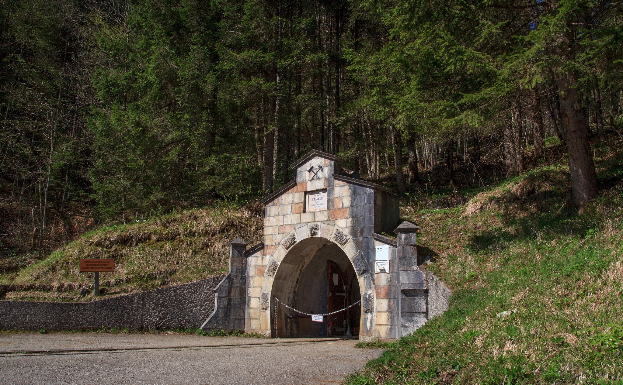 Ngoi lang Hallstatt cua Ao anh 10