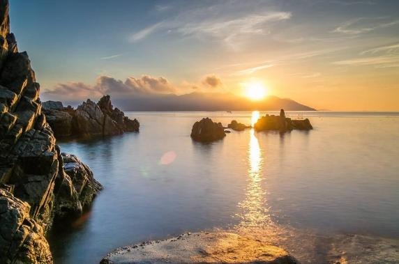 Bien Nha Trang dep dieu ky tu binh minh den hoang hon hinh anh