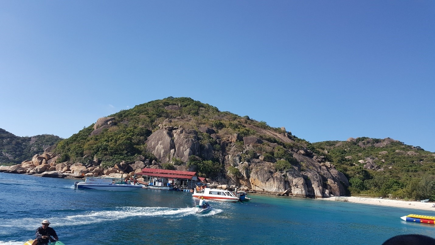 Tu Binh - 4 diem den, mot chuyen di hinh anh