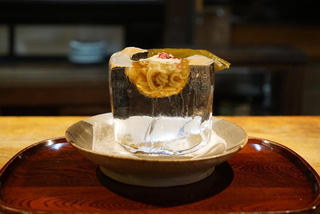 mì lạnh đựng trong bát đá ảnh 2 mi lanh dung trong bat da anh 2