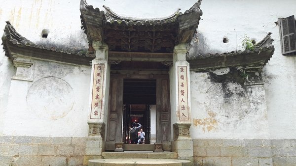 Dinh thự của Vua Mèo ảnh 2 Dinh thu cua Vua Meo anh 2