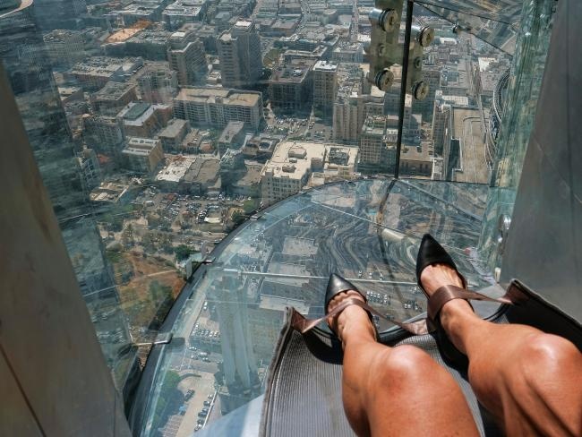 Ống trượt Skyslide Los Angeles  ảnh 1 Ong truot Skyslide Los Angeles anh 1