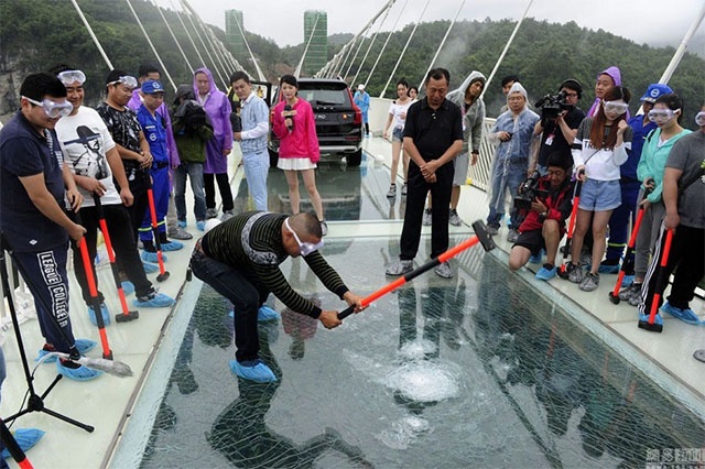 Cau kinh cao nhat the gioi o Trung Quoc anh 4