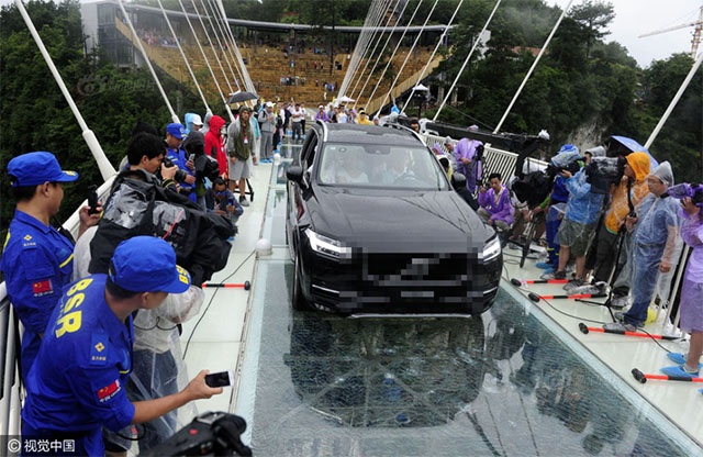 Cau kinh cao nhat the gioi o Trung Quoc anh 8