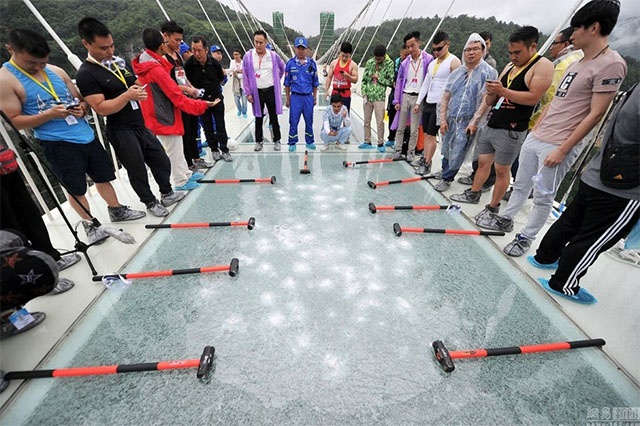 Cau kinh cao nhat the gioi o Trung Quoc anh 2