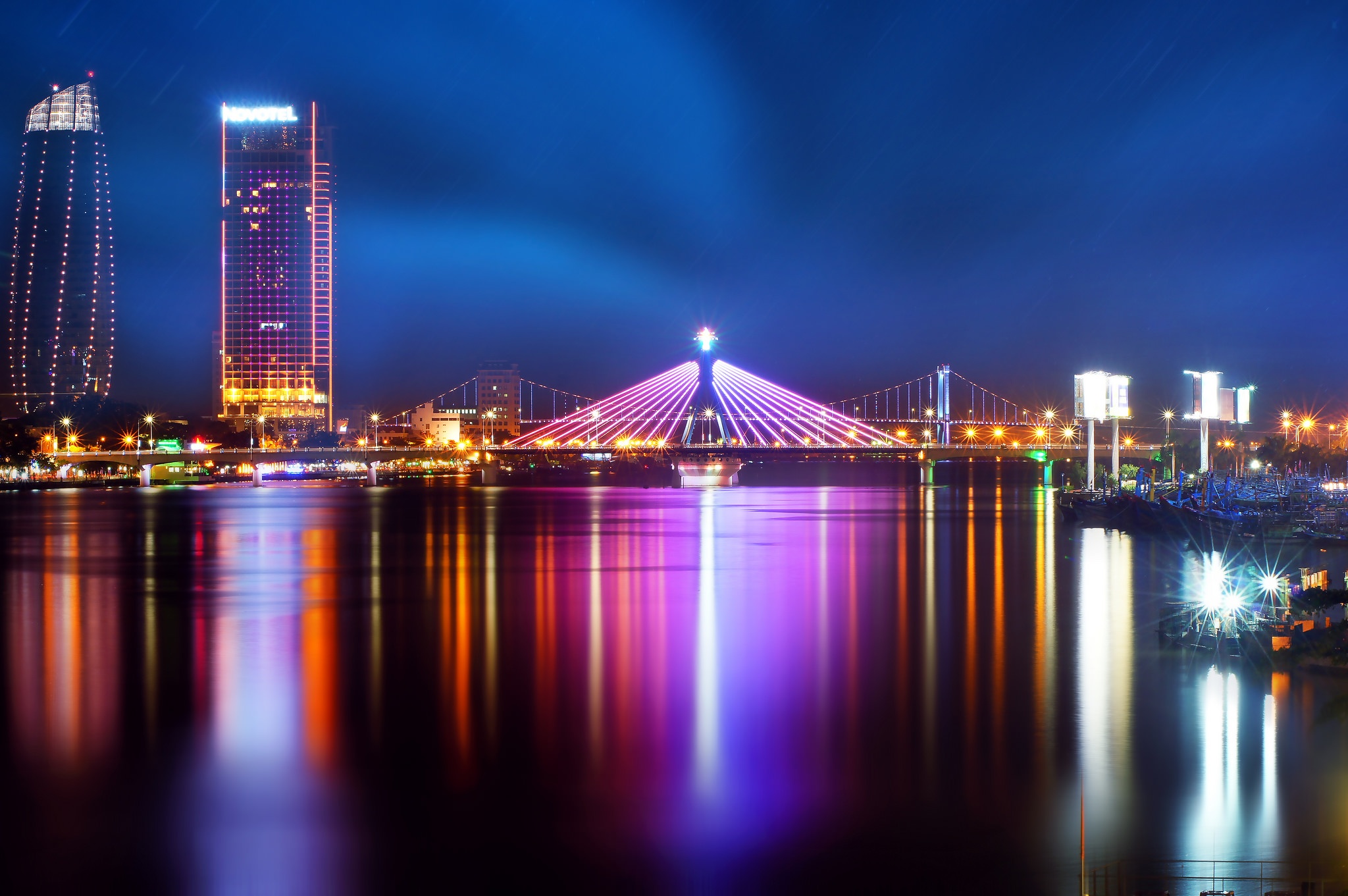 Canh sac Da Nang tuyet dep khi ve dem hinh anh