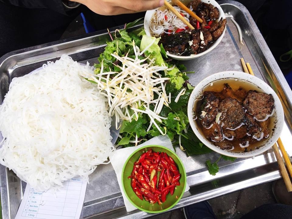món ăn vặt phố cổ hà nội ảnh 4 mon an vat pho co ha noi anh 4