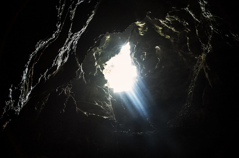 kham pha dong thien ha anh 9