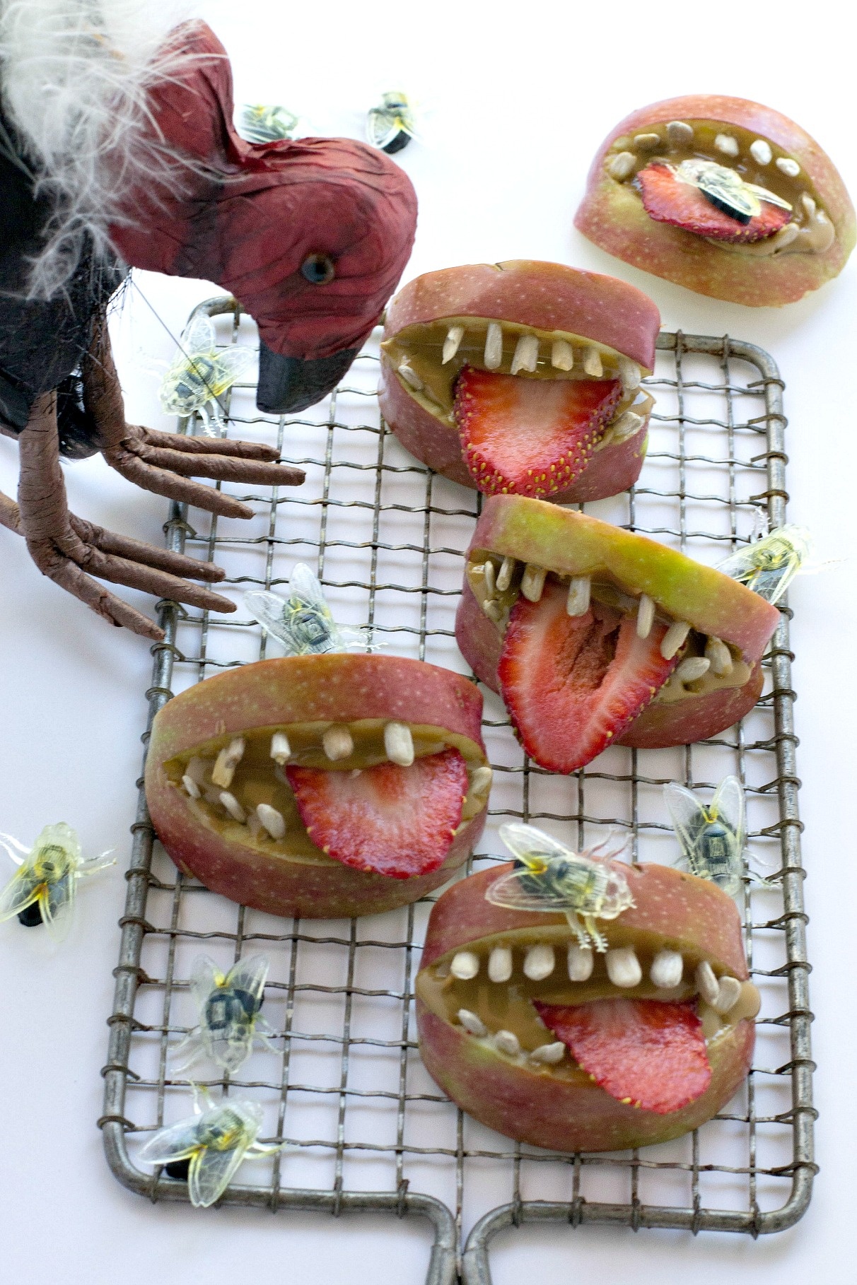 ý tưởng đồ ăn cho Halloween ảnh 12 y tuong do an cho Halloween anh 12
