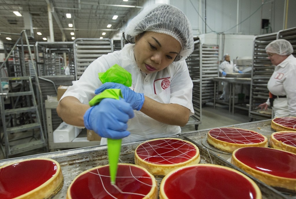 15.000 cheesecake moi ngay,  Eli's cheesecake anh 8