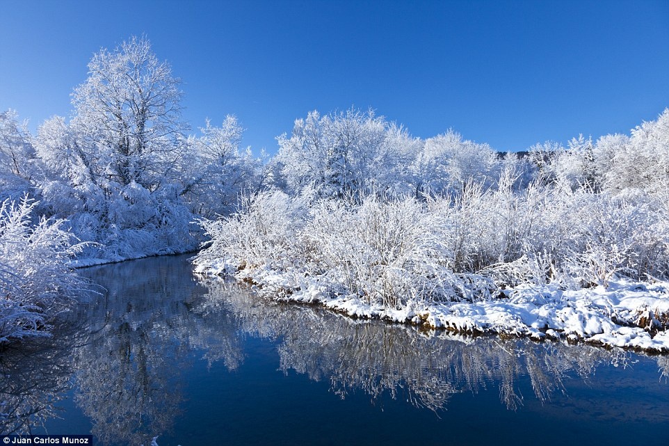 cảnh hùng vĩ cô đơn ảnh 8 canh hung vi co don anh 8