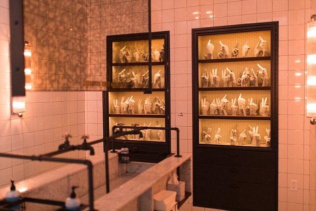 Toilet công cộng đẹp nhất ảnh 11 Toilet cong cong dep nhat anh 11