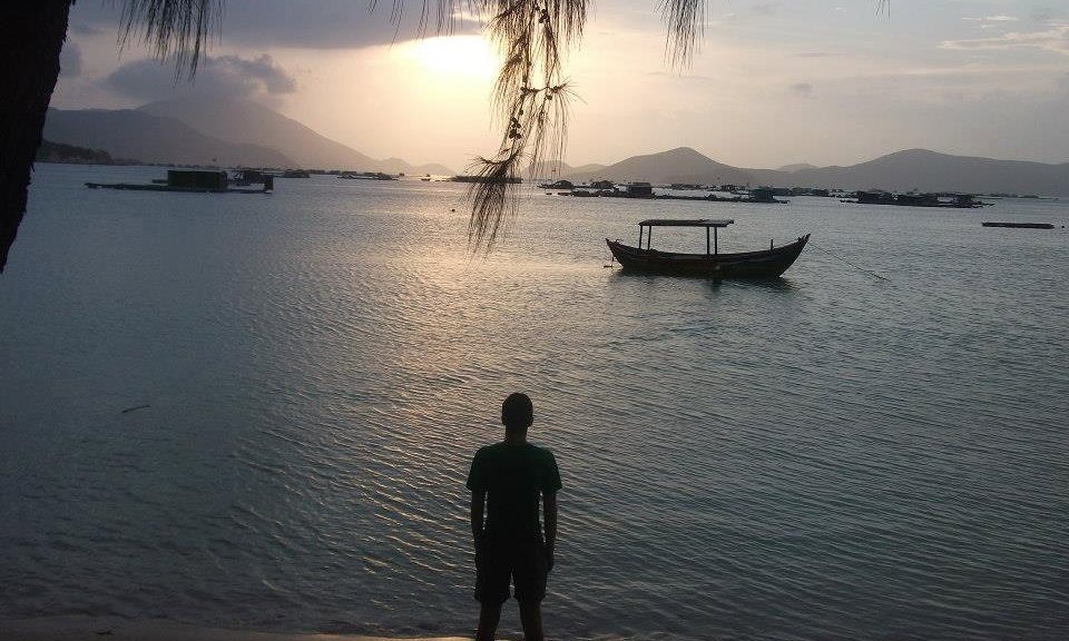 Khach Tay ke nhung trai nghiem kho quen o Viet Nam hinh anh