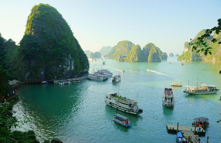 Nhung di san o chau A,  Vinh Ha Long anh 3