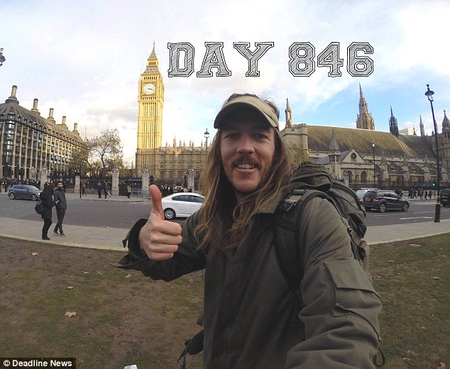 di khap the gioi sau khi uong ruou anh 10